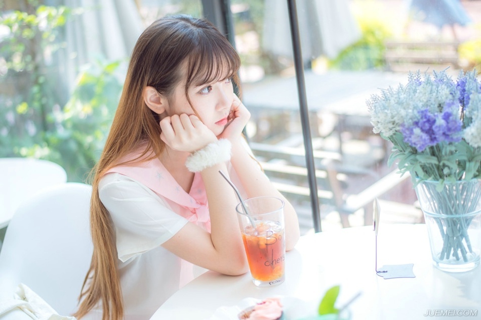 或早或晚，能够遇到你就好;或风或雨，能牵着你的手就好;或多或少，你能在乎我就好;或苦或乐，我们在一起就好。